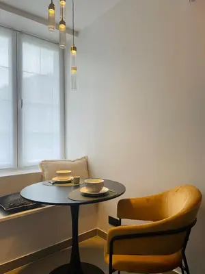 Coin salon dans l'établissement La Croisée des Sens