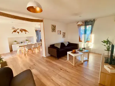 Coin salon dans l'établissement Aux 3 Noyers