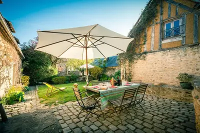 Jardin de l'établissement Le Cottage, Maison paysanne au cœur du Vexin