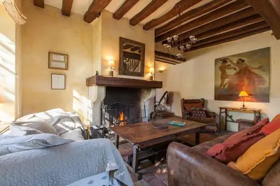 Coin salon dans l'établissement Le Cottage, Maison paysanne au cœur du Vexin