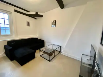 Coin salon dans l'établissement Henry II - petit appartement lumineux - 013