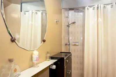 Salle de bains dans l'établissement La maison de Michel