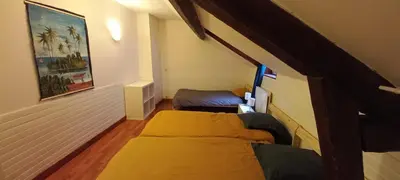 Télévision ou salle de divertissement dans l'établissement Loft en duplex avec vue sur plage et chenal