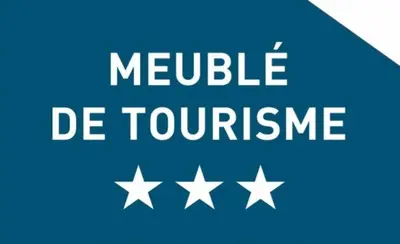 Certificat, récompense, panneau ou autre document affiché dans l'établissement Maison confortable, terrasse et jardin à Amiens