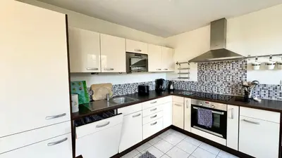 Cuisine ou kitchenette dans l'établissement La Mandragora - Maison avec jardin et poêle à bois