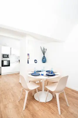 Cuisine ou kitchenette dans l'établissement L'Air Marin - appartement 5mn à pied port Tréport