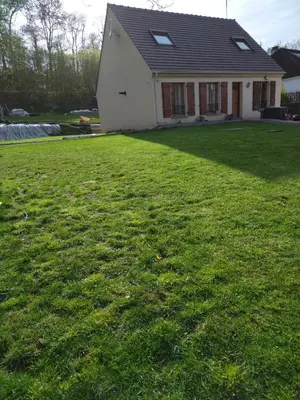 Jardin de l'établissement Agréable chambre double avec salle d'eau privative