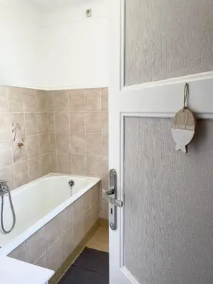 Salle de bains dans l'établissement Gounod - maison proche de la mer Le Tréport
