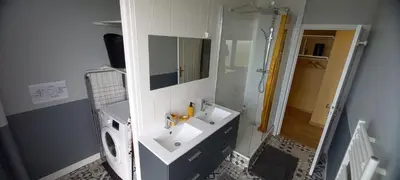 Salle de bains dans l'établissement Le Spacieux, Tendance et sa Vue Panoramique