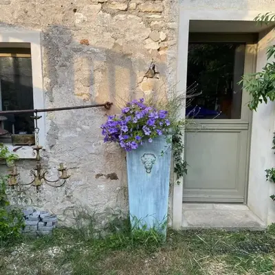 Suite privée avec accès jardin en coeur de village