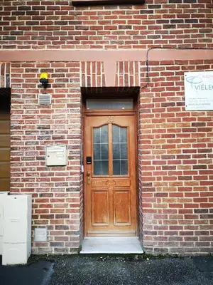 Façade ou entrée de l'établissement STUDIO COSY HYPER CENTRE GARE AMIENS WIFI NETFLIX 2 PERS