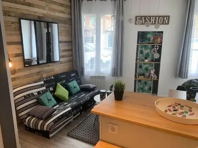 Coin salon dans l'établissement la parisienne ( 4 km de rouen )