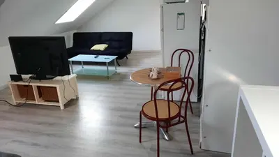 Plan de l'établissement Studio n'4 Rue St Pierre