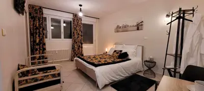 Plan de l'établissement AMIENS Studio cocooning et tranquille dans un jardinet a l'arrière d'une copropriété 2mm de la gare