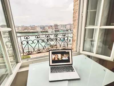 Balcon ou terrasse dans l'établissement La Dunette - Splendide Vue port avec les bateaux BY HOLIDIEPPE