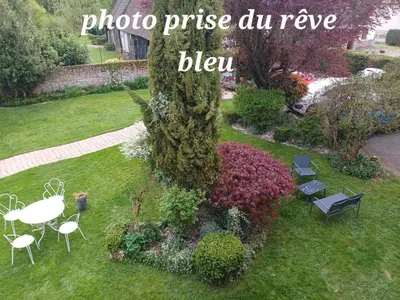 Jardin de l'établissement Les Gites de l'Herperie