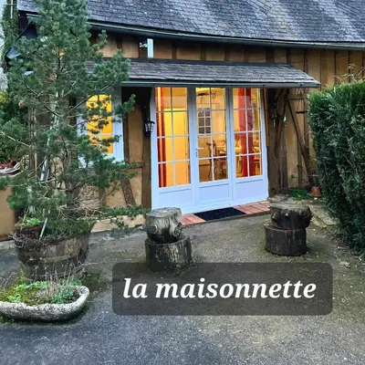 Jardin de l'établissement Les Gites de l'Herperie