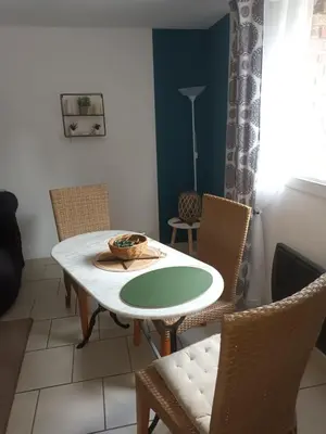 Coin salon dans l'établissement Gîte 