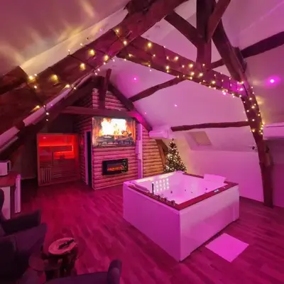 Suite Chalet avec jacuzzi YaoSpa60