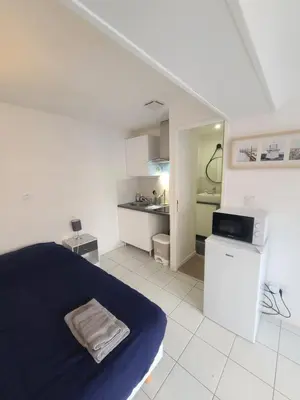 Cuisine ou kitchenette dans l'établissement Studio proche Mer et Port de Dieppe