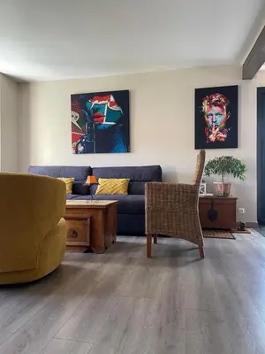 Coin salon dans l'établissement Agréable maison de ville à Pacy sur eure