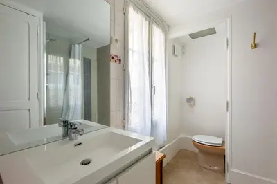 Salle de bains dans l'établissement Amandus