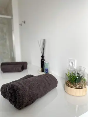 Un ou plusieurs lits dans un hébergement de l'établissement Au Studio Pissarro