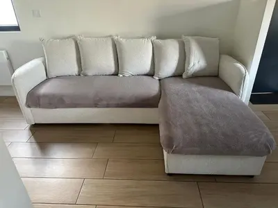 Coin salon dans l'établissement Appartement duplex proche zénith, mégacité, stade