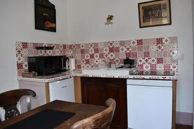 Cuisine ou kitchenette dans l'établissement gite d'Albertine