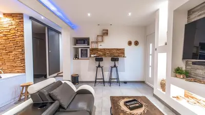 Cuisine ou kitchenette dans l'établissement Wood 47 spa