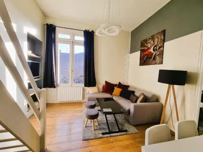 Coin salon dans l'établissement Le Fontenelle Appartement hyper centre par beds76
