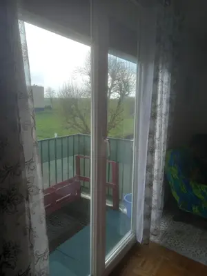 Balcon ou terrasse dans l'établissement Spacieux appartement 4 pieces