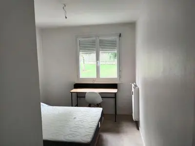 Un ou plusieurs lits dans un hébergement de l'établissement Appartement à 15mn du centre ville de Rouen