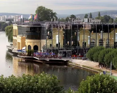 Vue sur la rivière ou le fleuve situé(e) à proximité de l'appartement