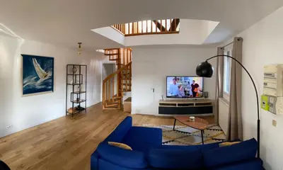 Télévision ou salle de divertissement dans l'établissement Appartement duplex centre Dieppe-Le perchoir St Jacques-3 chambres