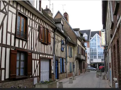 Quartier de l'appartement ou autre quartier proche