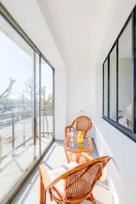 Balcon ou terrasse dans l'établissement La cathédrale - Vue sur Seine
