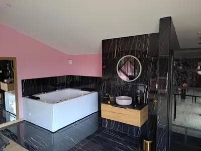Plan de l'établissement Loveroom - Les suites d'Élise - Suite Élise