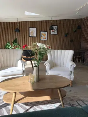 Coin salon dans l'établissement Les clés d'à côté - maison d'hôtes de charme près de Rouen