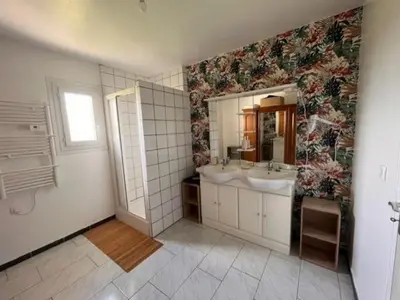 Salle de bains dans l'établissement Les tourterelles