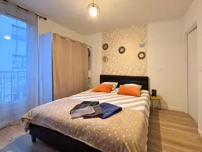 Un ou plusieurs lits dans un hébergement de l'établissement La Tour - Tout confort - Hypercentre - Balcon #SirDest