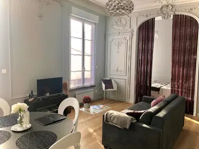 Coin salon dans l'établissement Maison Gabriel Appartement PLUME