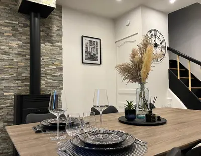 Plan de l'établissement Maison de ville moderne proche du centre-ville