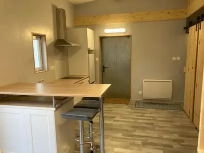 Cuisine ou kitchenette dans l'établissement Agréable studio proche de Rouen