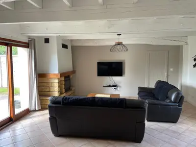 Télévision ou salle de divertissement dans l'établissement Gîte à 10mns du Treport et Criel sur Mer
