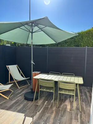 Plan de l'établissement Cottage Larris - proche Aéroport - navette Gare