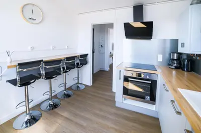 Cuisine ou kitchenette dans l'établissement Oasis urbaine - proche centre-ville - garage