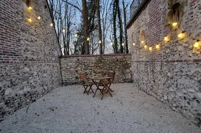 Plan de l'établissement Jardins de Mélusine - Maison en pierres