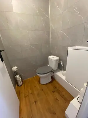Salle de bains dans l'établissement Grey Cosy
