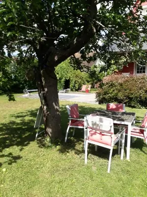 Jardin de l'établissement Studio dans propriété avec piscine chauffée